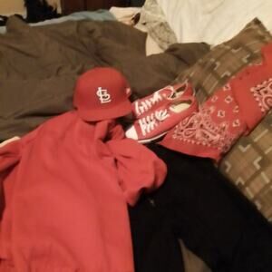 Meet your Posher, Levora